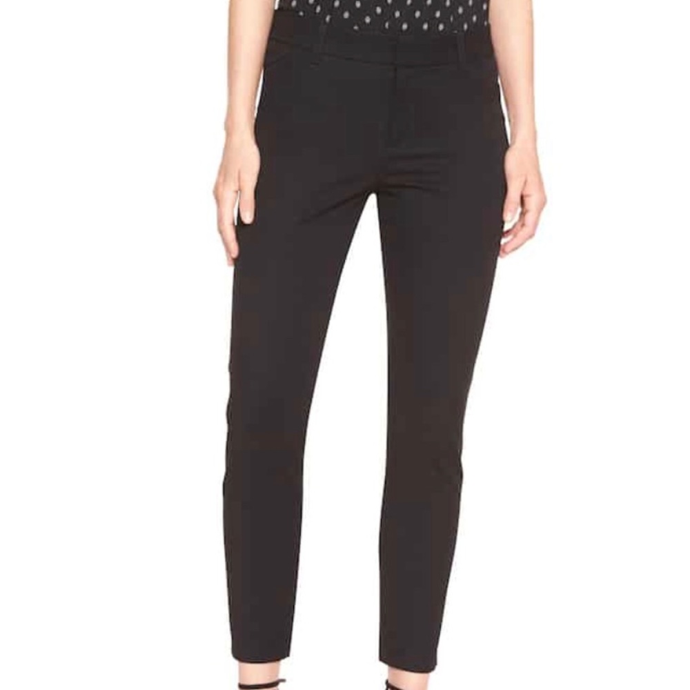 Gap Cotton Black cropped Slacks